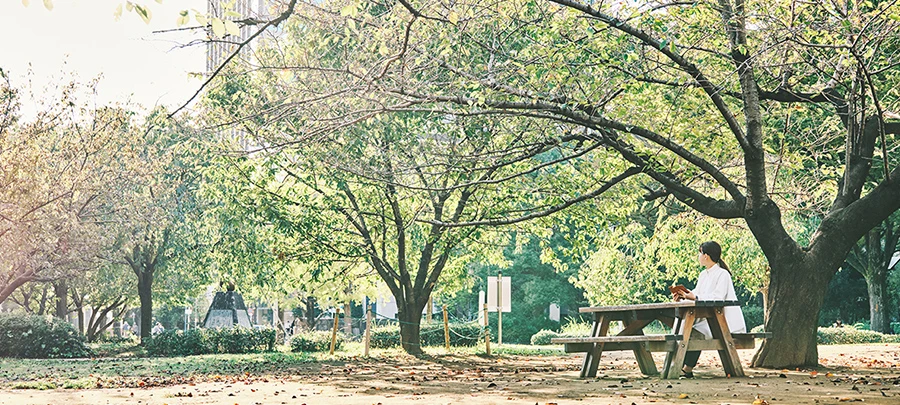 浜町公園（約200m／徒歩3分）